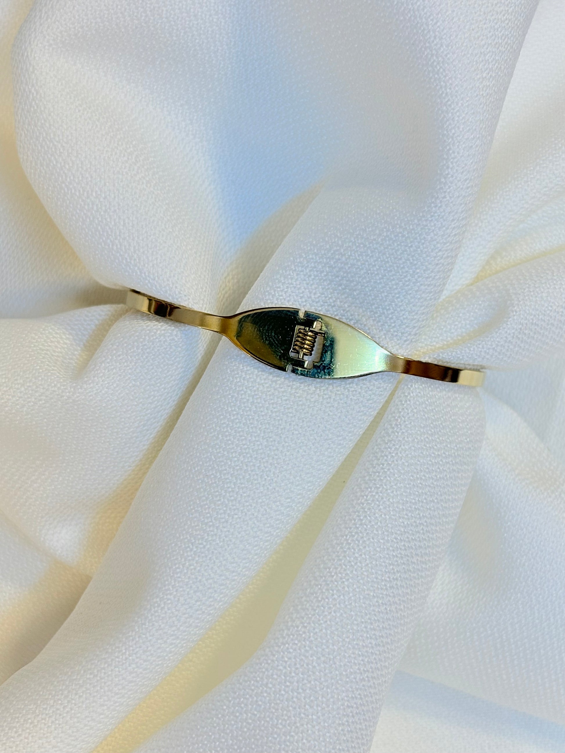Stainless Steel Butterfly Waves Cuff