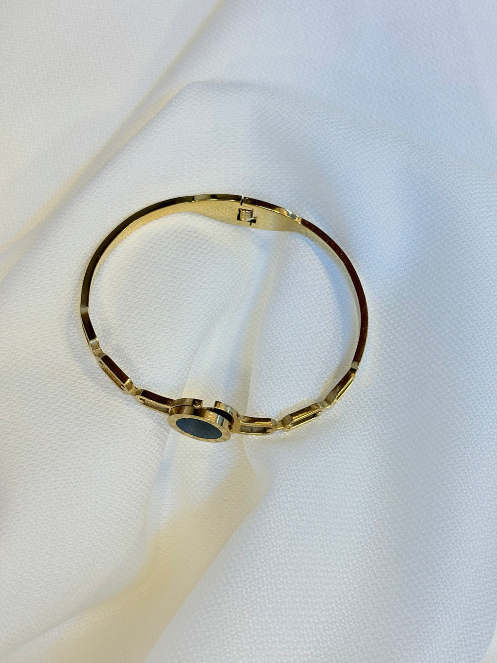 Stainless Steel Vintage LV
