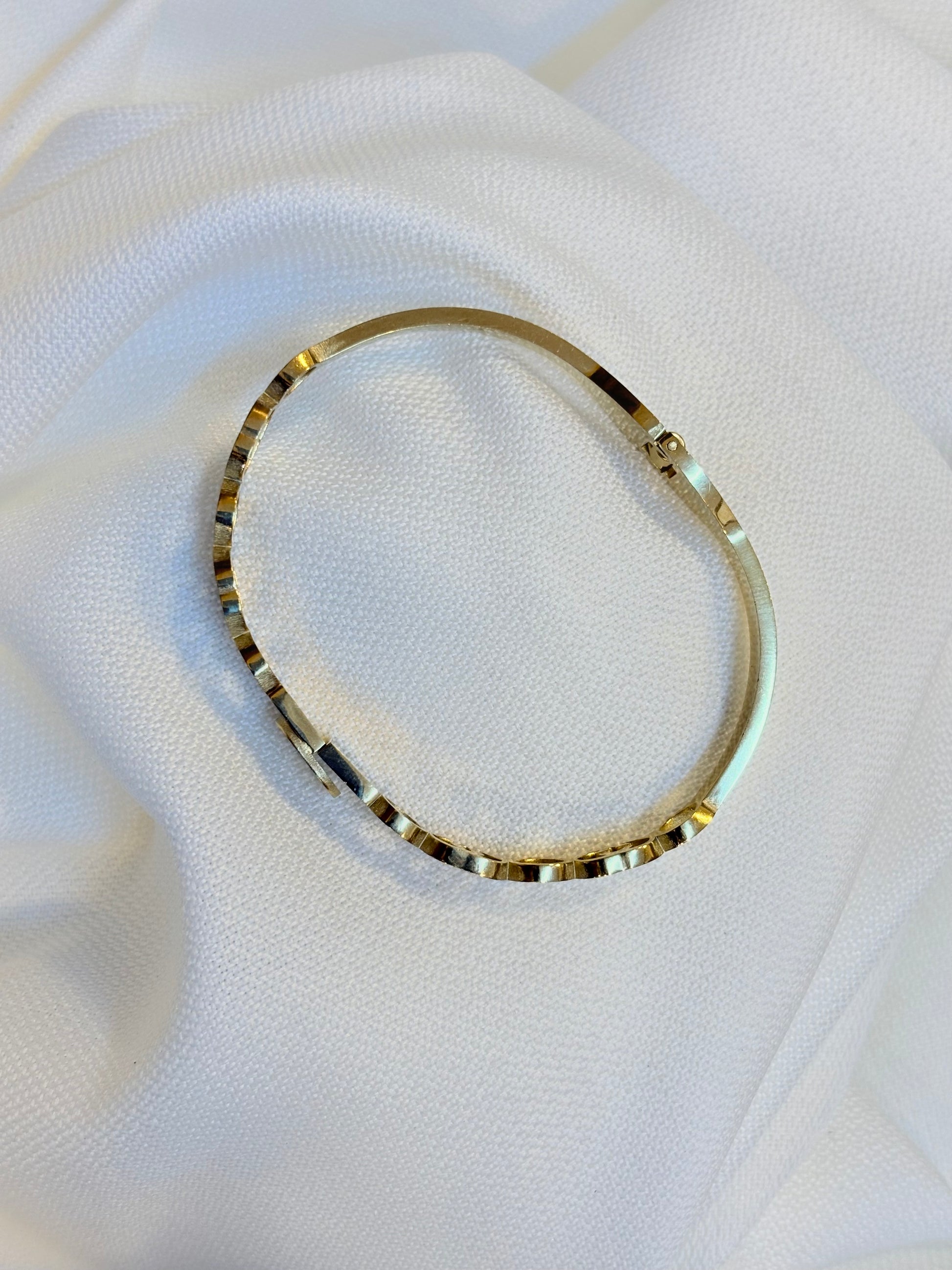 Gold cuff