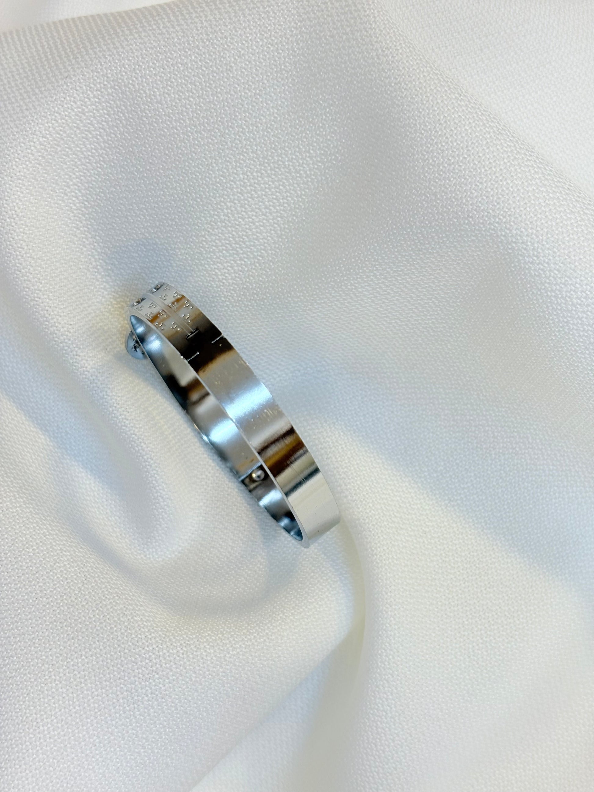 Stainless steel Sliver cuff
