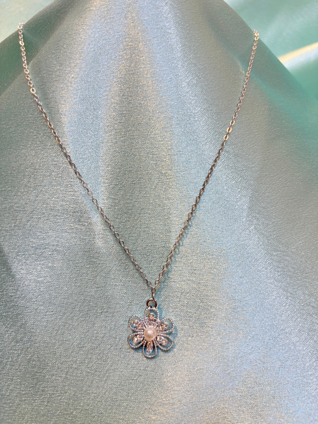Flowered by Pearl