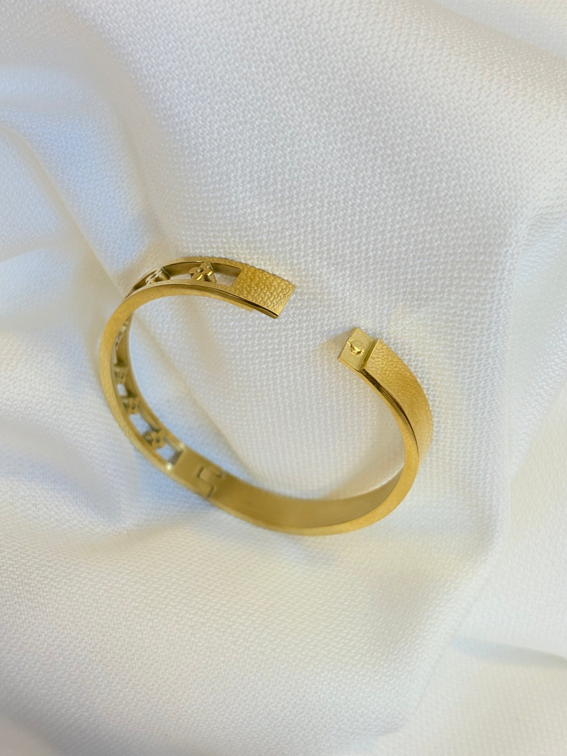 Gold cuff