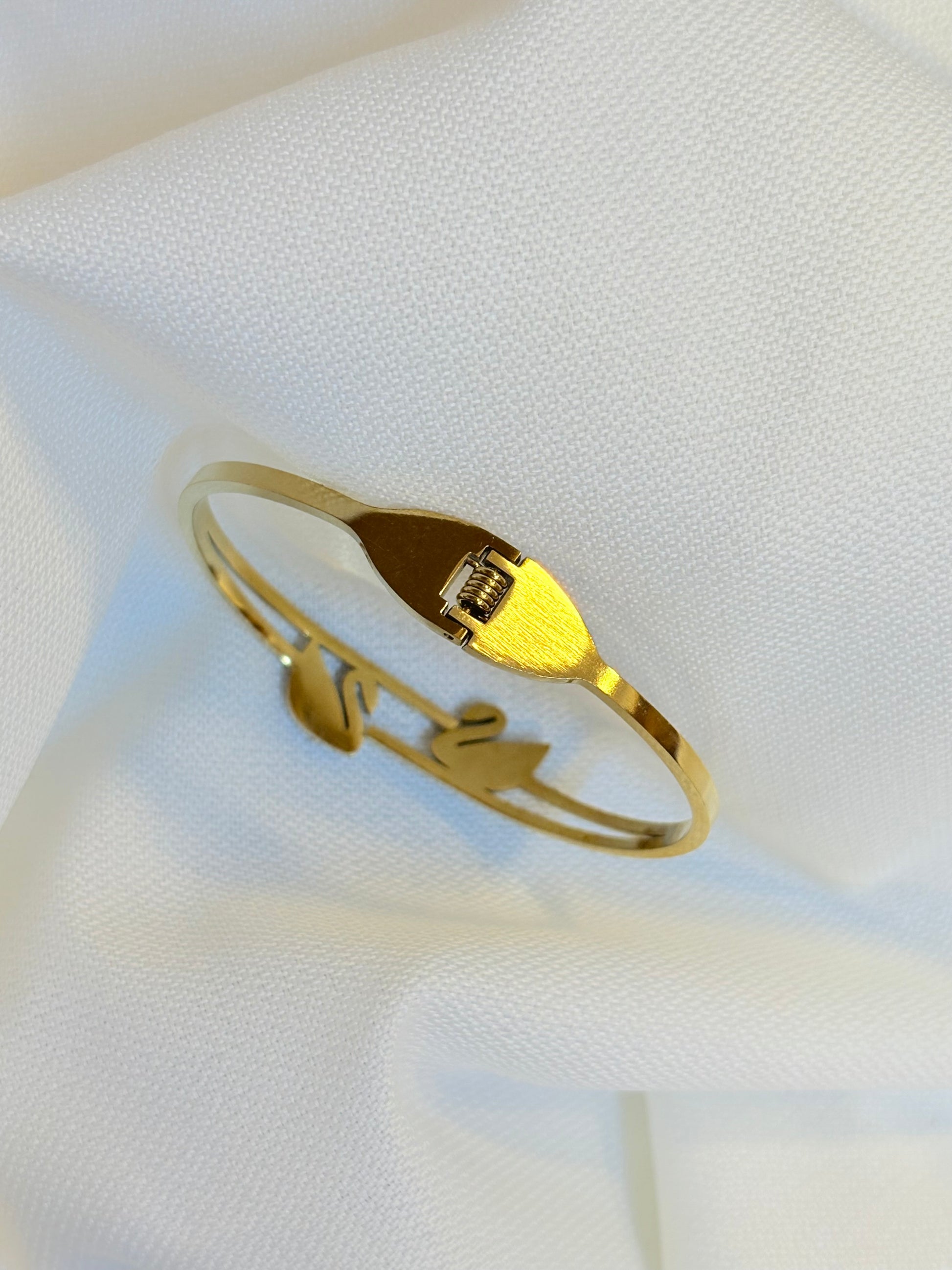 Stainless steel Gold cuff