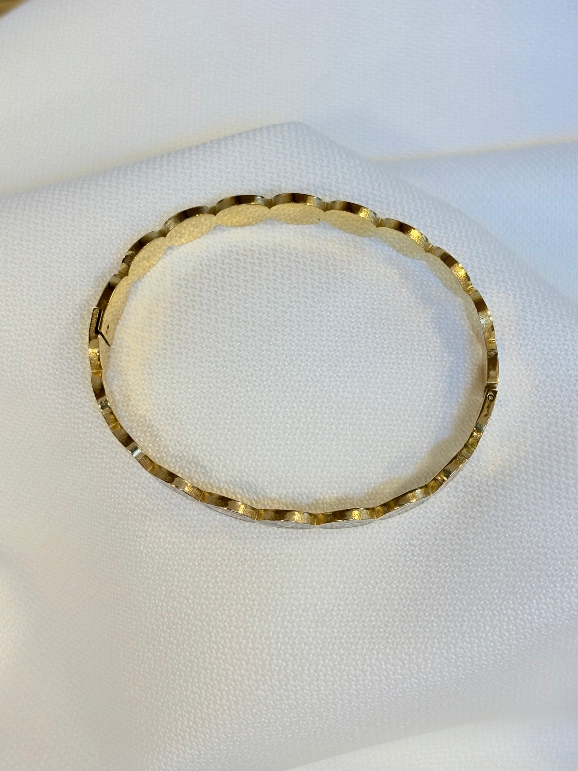 Stainless Steel LV Cuff