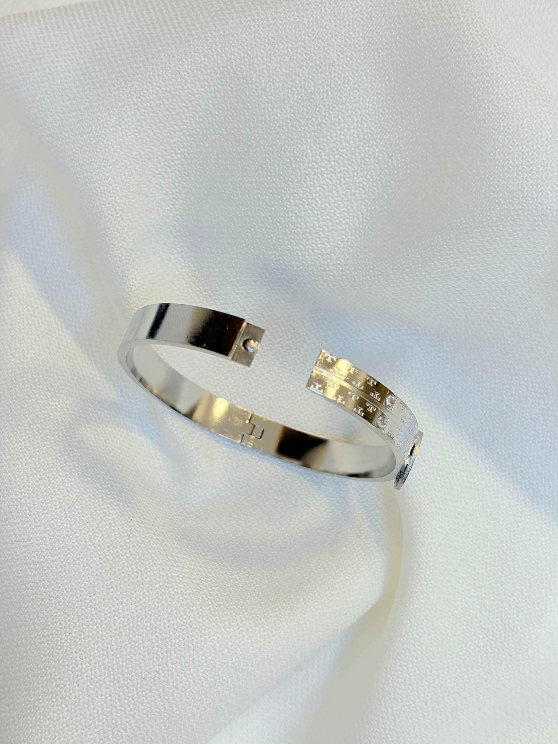 Stainless steel Sliver cuff
